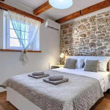 Holiday Home Darel By Interhome Vakantiehuis Vižinada