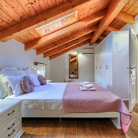 Darel By Interhome * Vižinada