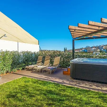 בית נופש Darel By Interhome Vižinada